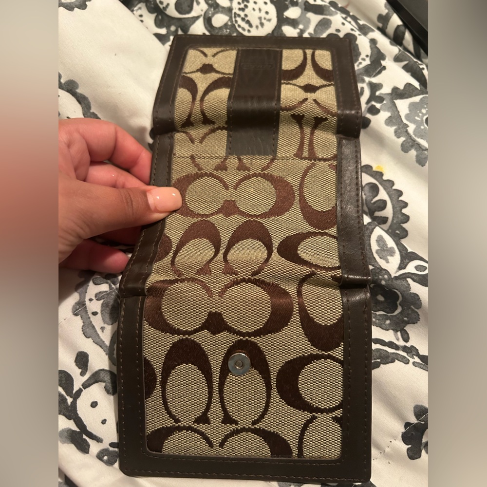 Wallet - Picture 2 of 3
